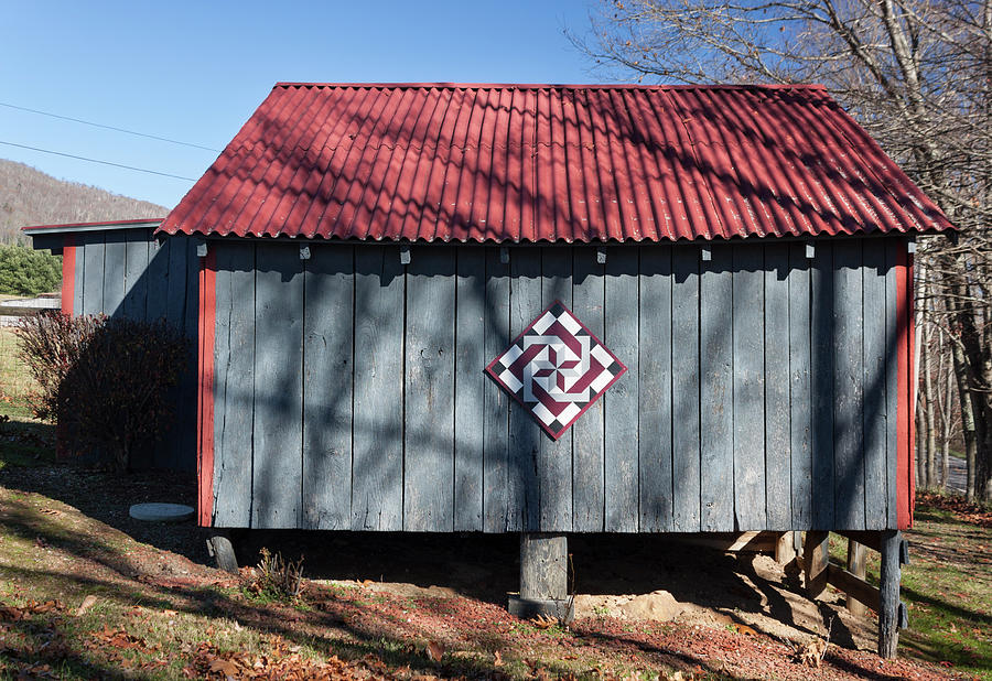 Virginia Barn Quilt Series III Photograph by Suzanne Gaff