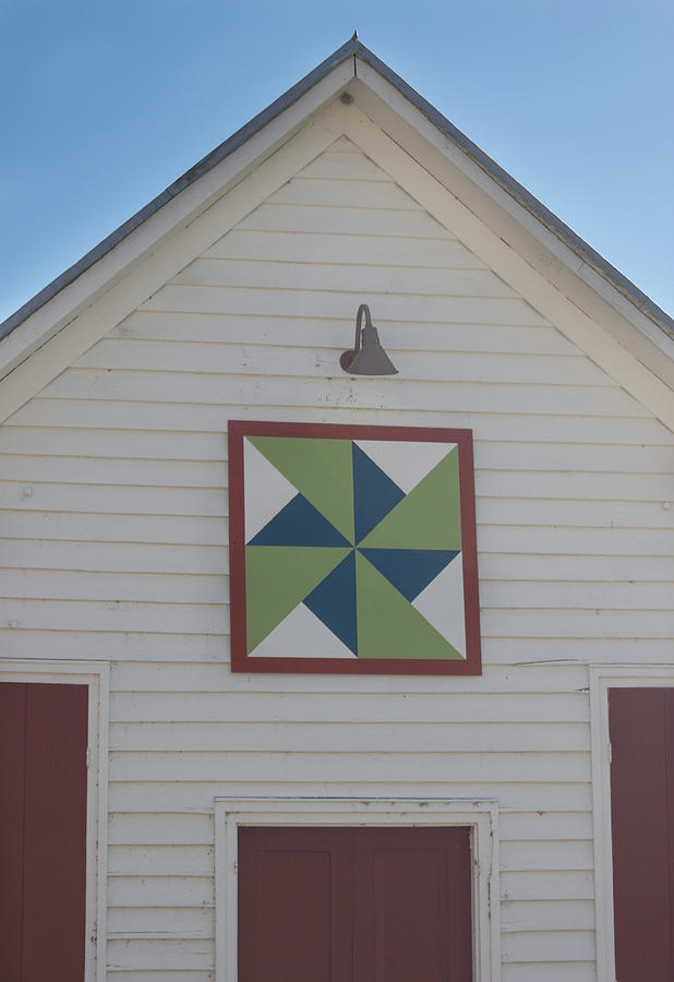 Virginia Barn Quilt Series IV Photograph by Suzanne Gaff