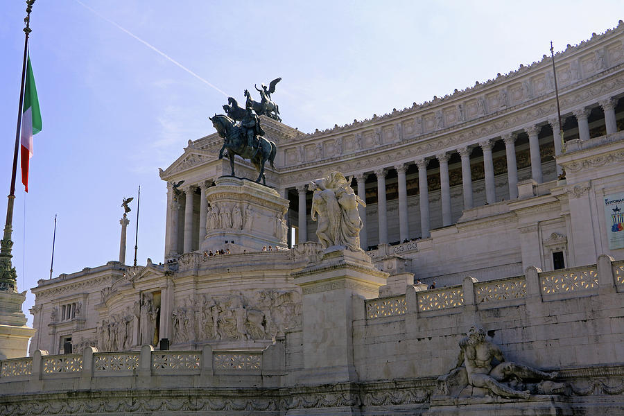 Vittorio Emanuele II Monument Photograph by Tony Murtagh