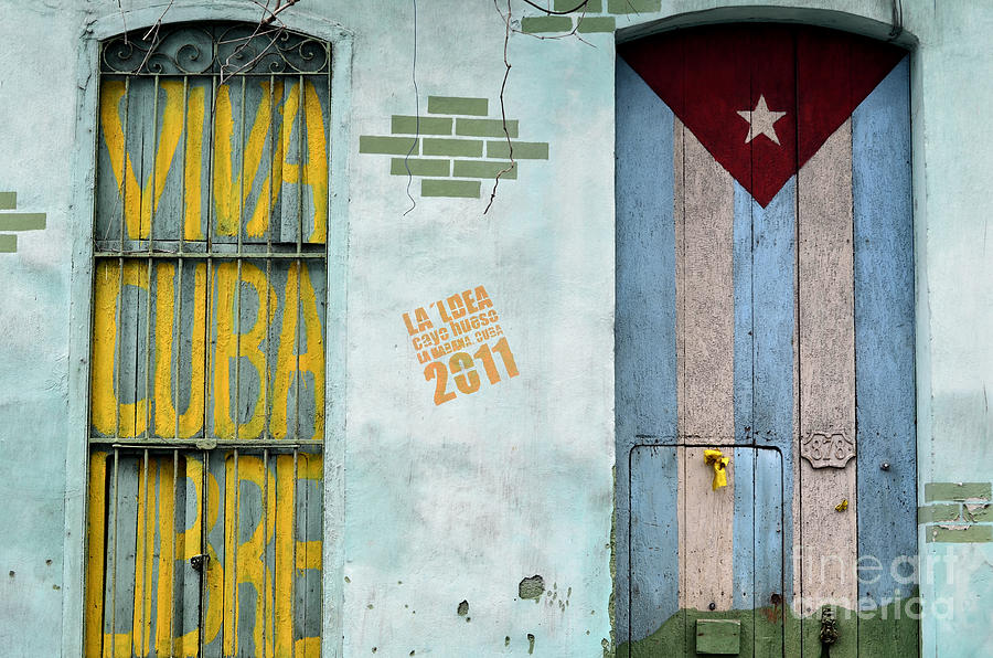Flag Photograph - Viva Cuba Libre by Xavier ARNAUD