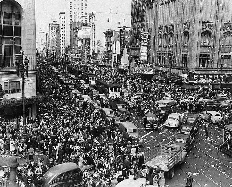 VJ Day Ernest K. Bennett photo San Francisco CA August 14 1945 by David Lee  Guss