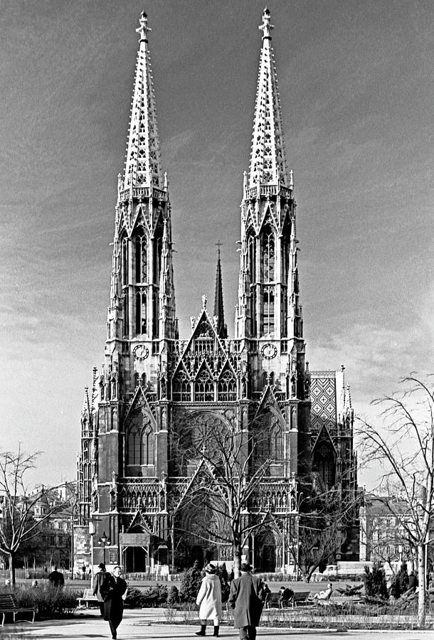 Votivkirche Cathedral Vienna 1968 Photograph by Lee Santa
