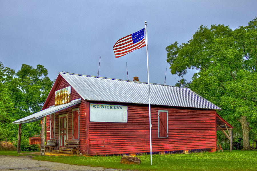 Barn Photograph - W T Bickets Store in Liberty by Reid Callaway