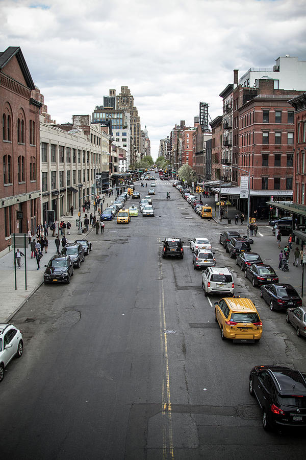 New York City Photograph - W14th Street by Robert J Caputo