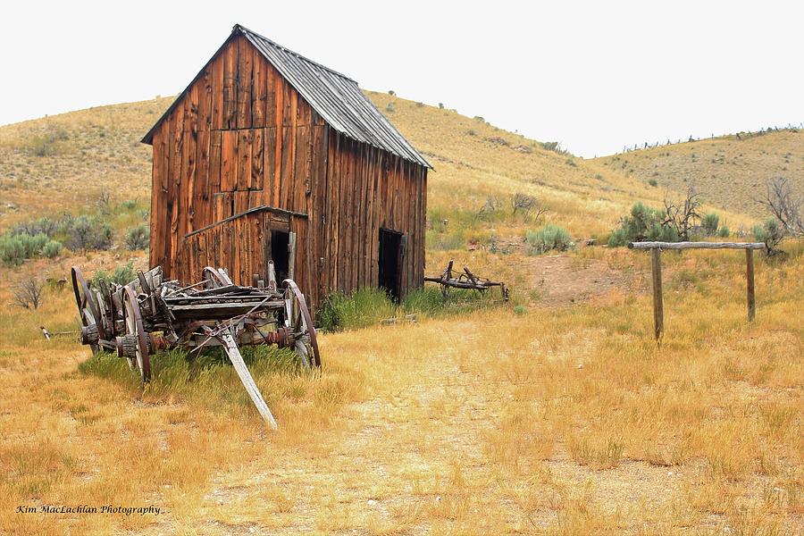 Wagon House Photograph by Kim MacLachlan - Fine Art America