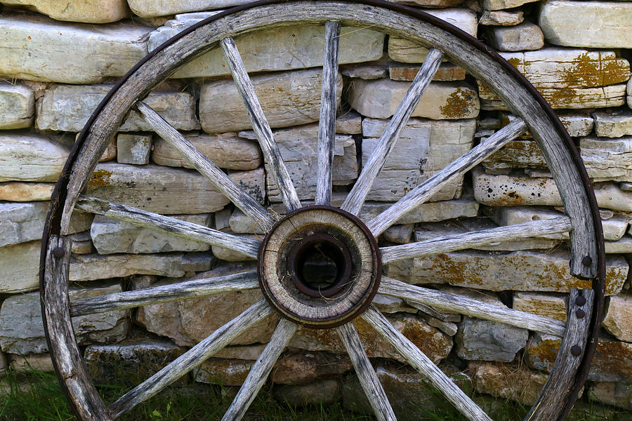 Wagon Wheel 4 Photograph by Mary Bedy
