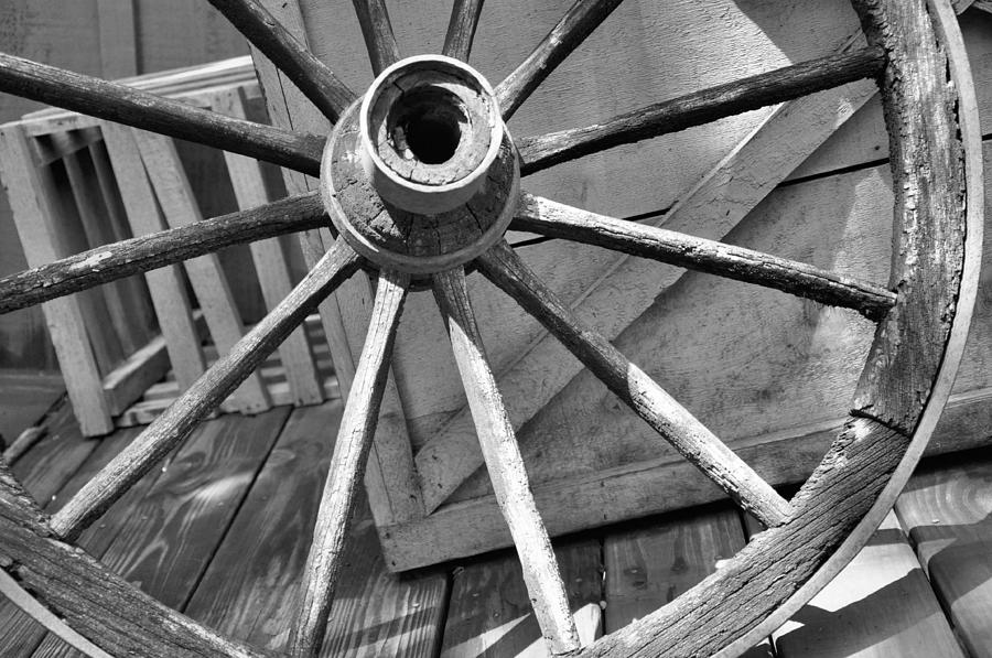 Wagon Wheel Photograph by Jan Amiss Photography