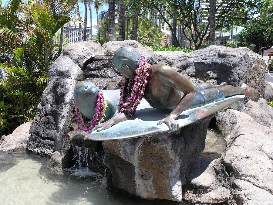 Waikiki Statue - Surfer Boy and Seal Photograph by Mary Deal