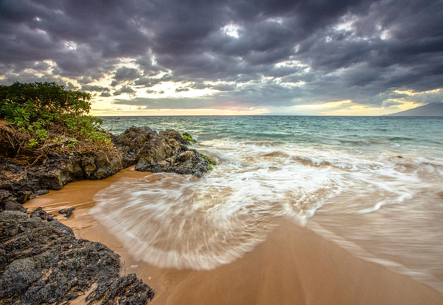 Sunset Photograph - Wailea Sunset from Maui by Robert Aycock Sunset Photograph - Wailea Sunset from Maui by Robert Aycock