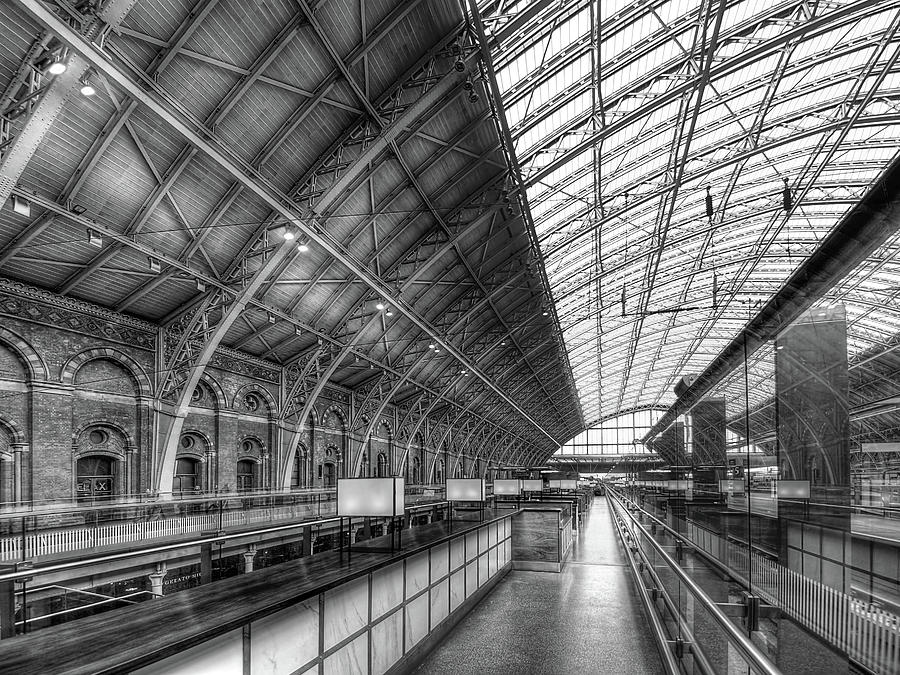 Waiting For the Bar to Open - St Pancras Station Mono Photograph by Gill Billington
