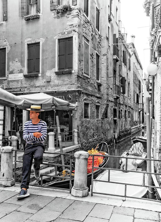 Waiting Gondolier in Venice Photograph by Carolyn Derstine
