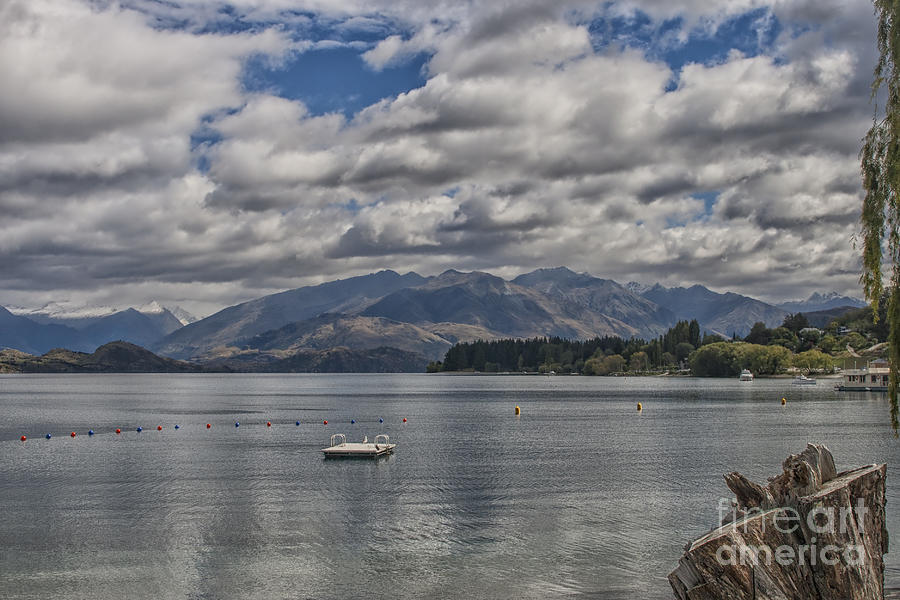 Wakatipu lake in New Zealand Photograph by Patricia Hofmeester