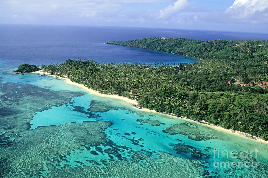 Wakaya Island Aerial Photograph by Larry Dale Gordon - Printscapes