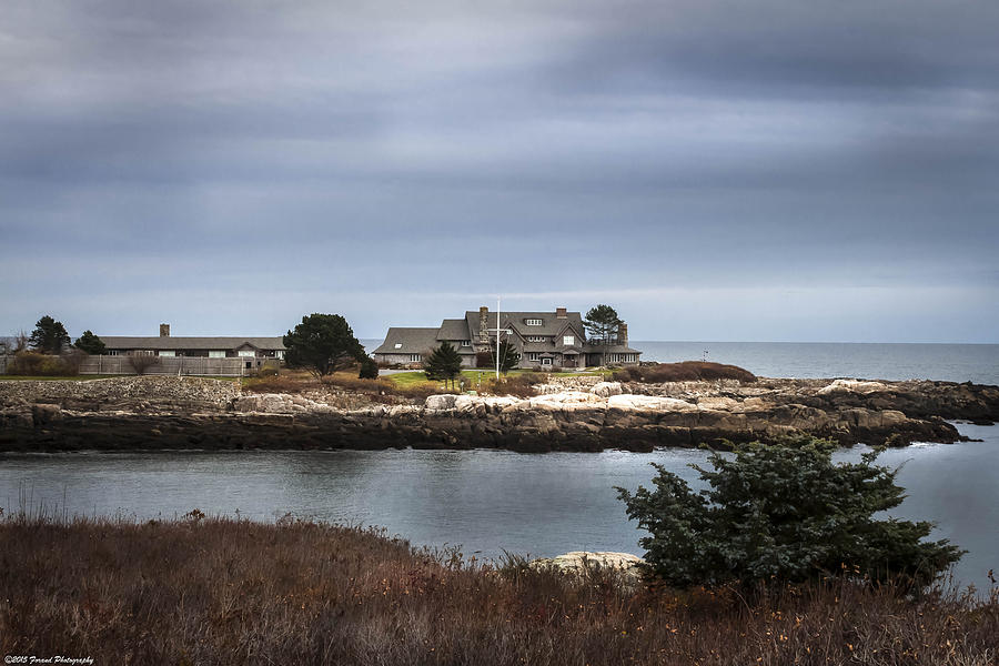 Walkers Point Kennebunkport Maine Photograph by Debra Forand