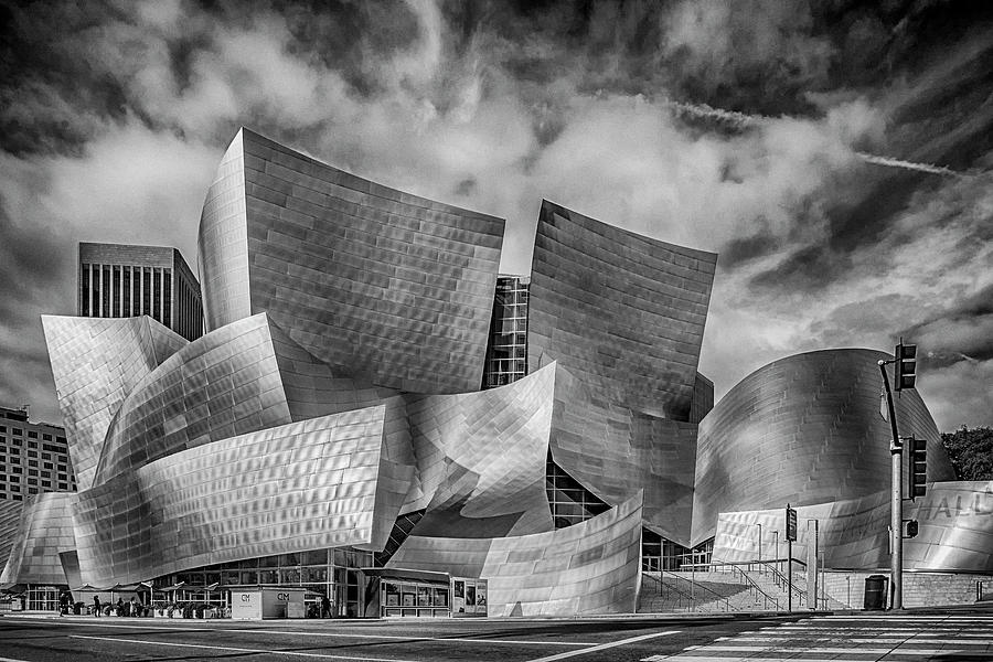 Walt Disney Concert Hall LA CA  BnW 7R2_DSC3465_17-01-17 Photograph by Greg Kluempers