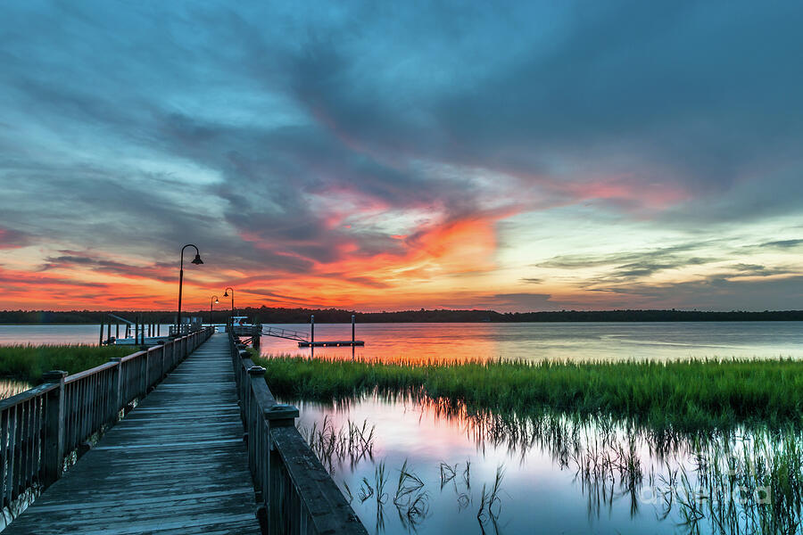 Wando River Sunset Burst Photograph by Dale Powell