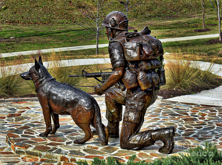 War Dogs Memorial 2 Columbia, Sc Photograph by Skip Willits