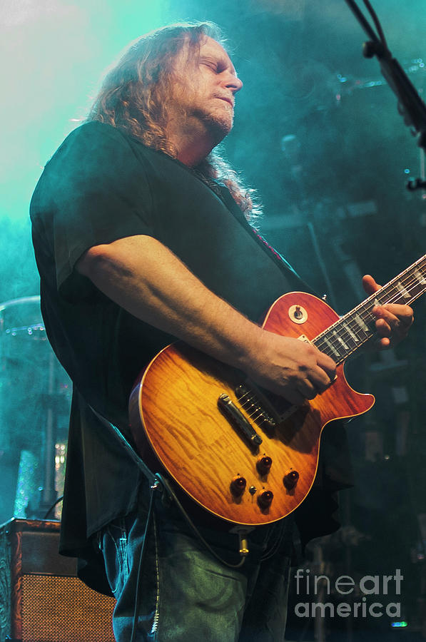 Warren Haynes with The Allman Brothers Band Photograph by David Oppenheimer
