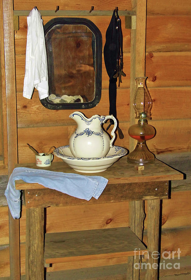 Wash Stand  Photograph by D Hackett