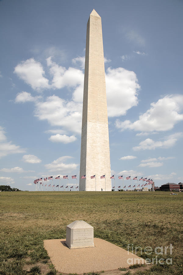 Washington Monument and Jefferson Pier in Washington DC Photograph by William Kuta