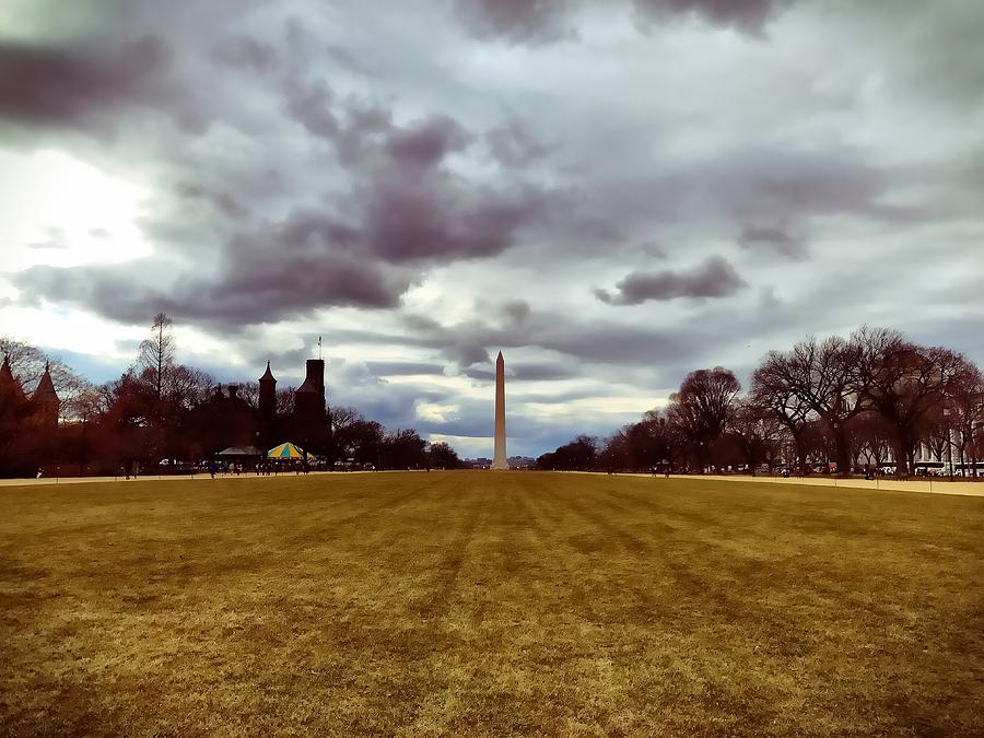 Washington Monument Photograph by Chris Montcalmo