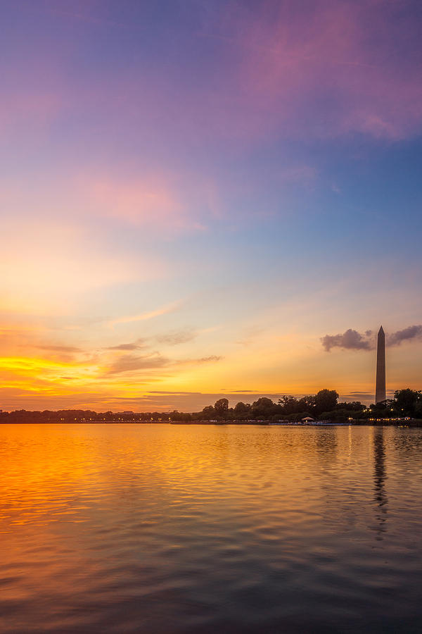 Washington Monument Sunset Photograph by Chris Bordeleau