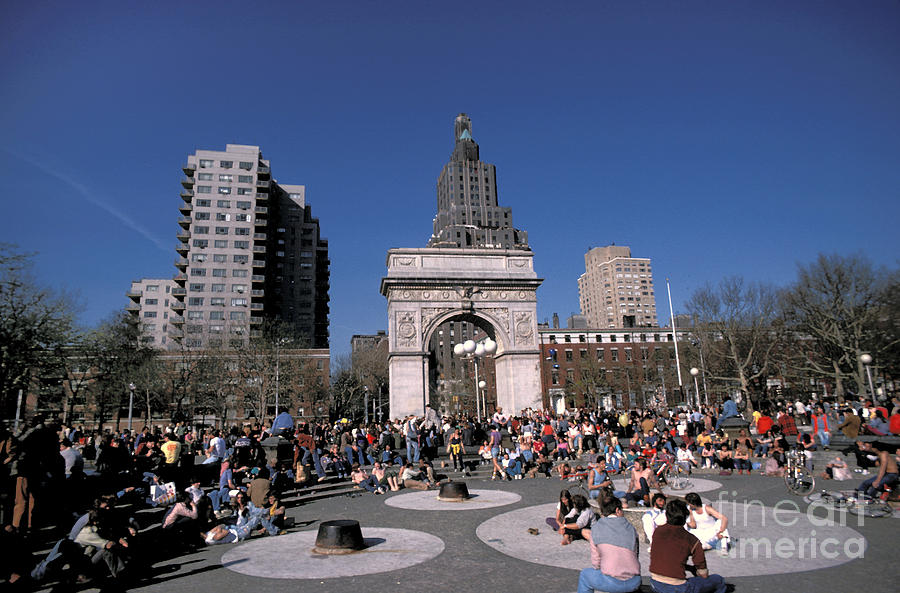 Washington Square Park Photograph by Marc Bittan