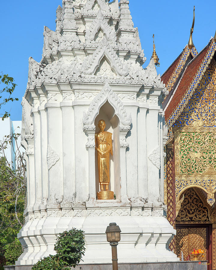 Wat Chamthewi Monk Memorial Chedi DTHLU0090 Photograph by Gerry Gantt