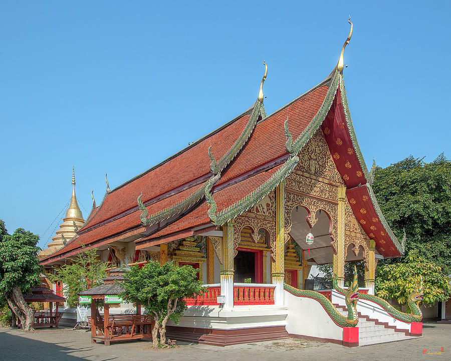 Wat Chang Rong Wihan Luang DTHLU0091 Photograph by Gerry Gantt
