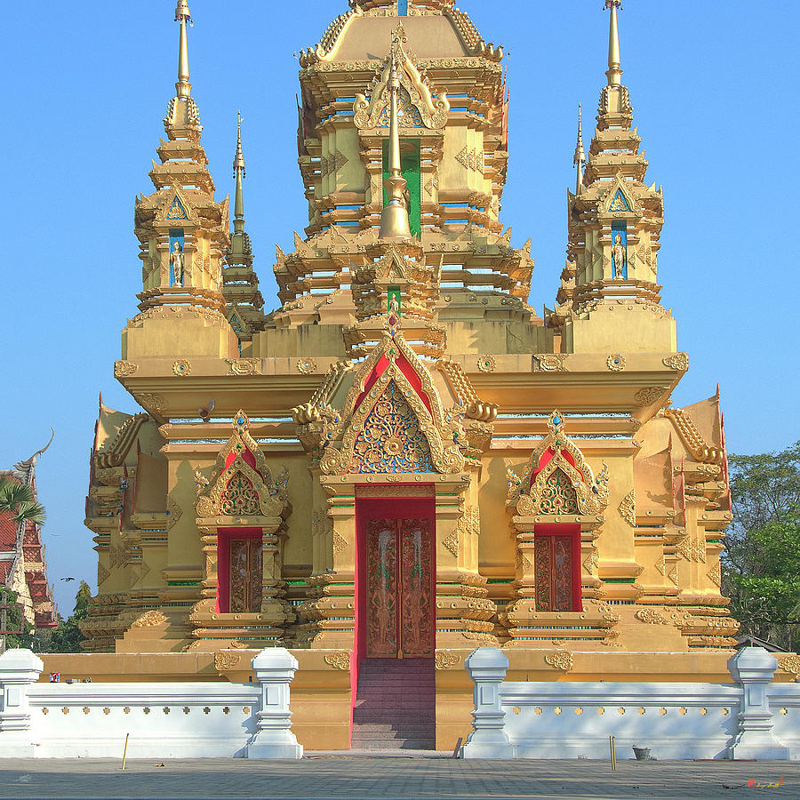 Wat Kamat Phra Chedi Lower Level DTHCM1501 Photograph by Gerry Gantt