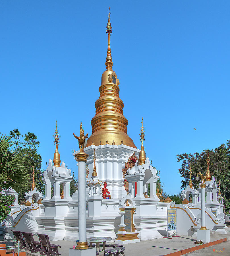 Wat Kumpa Pradit Phra That Praditvee Sri Lanna Chedi DTHCM1671 Photograph by Gerry Gantt