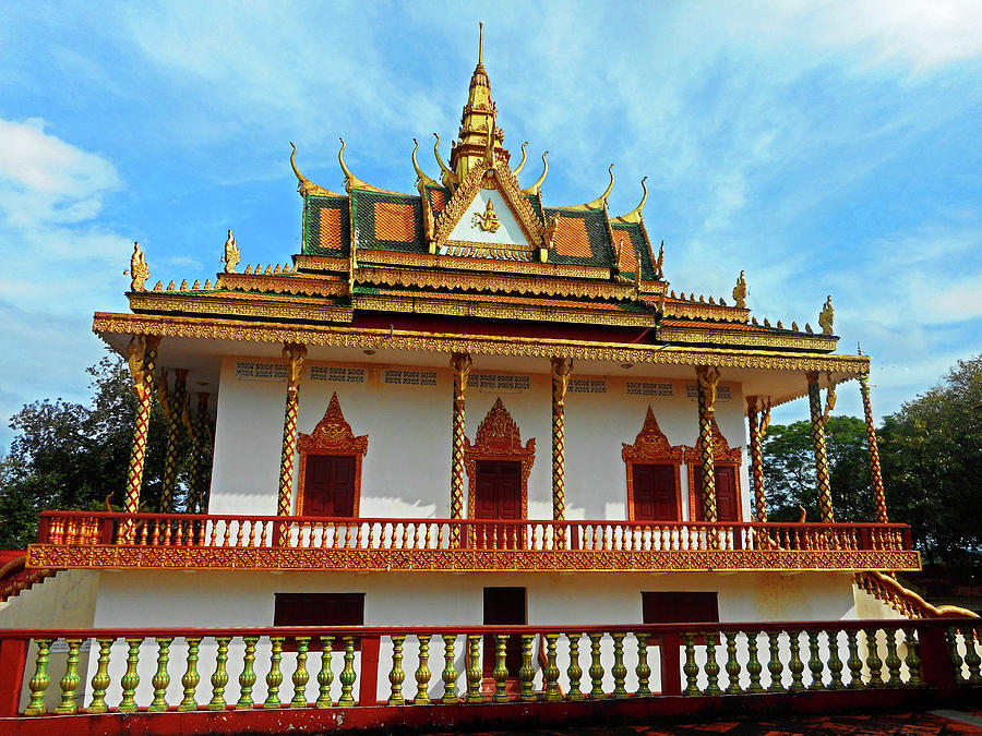 Wat Leu Temple 10 Photograph by Ron Kandt