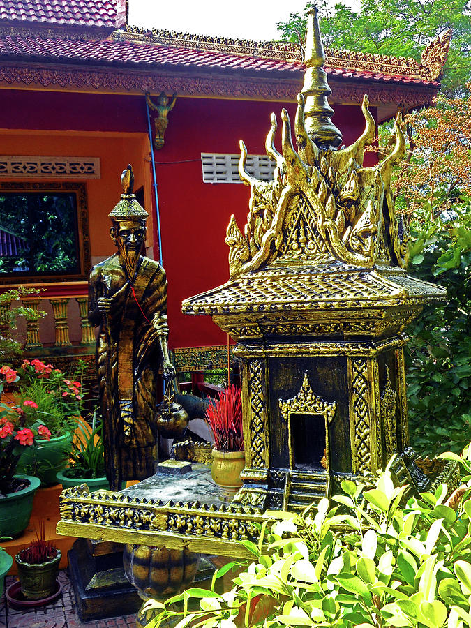 Wat Leu Temple 13 Photograph by Ron Kandt