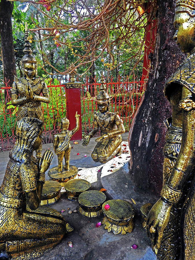 Wat Leu Temple 20 Photograph by Ron Kandt