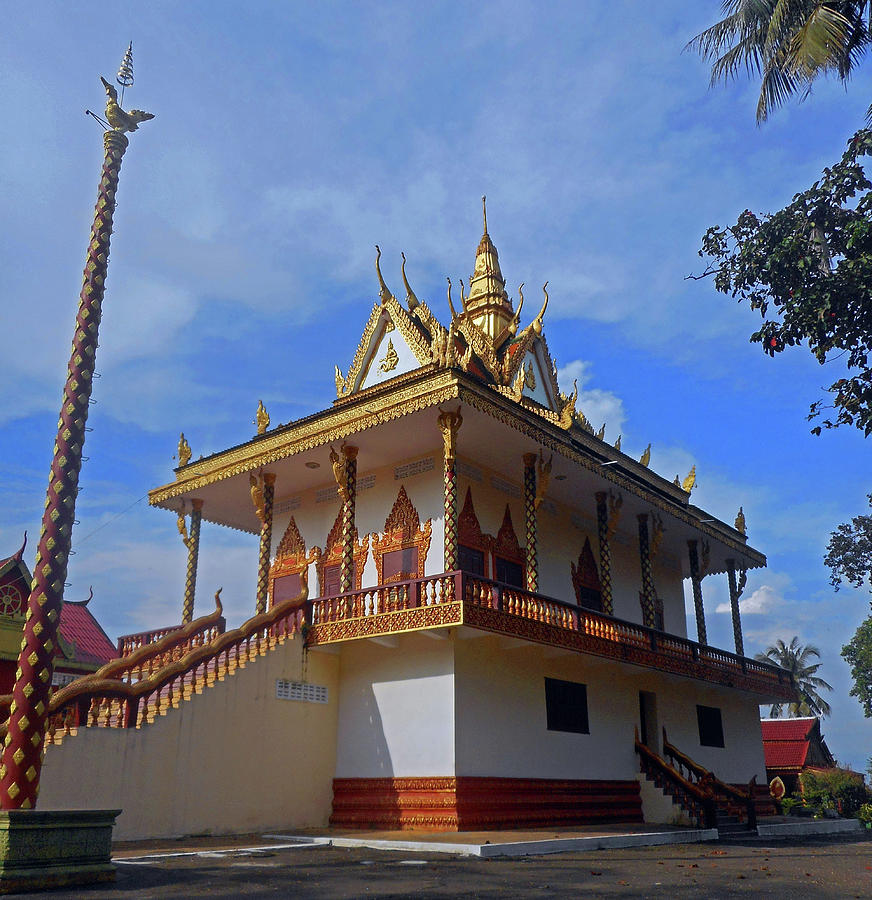Wat Leu Temple 4 Photograph by Ron Kandt