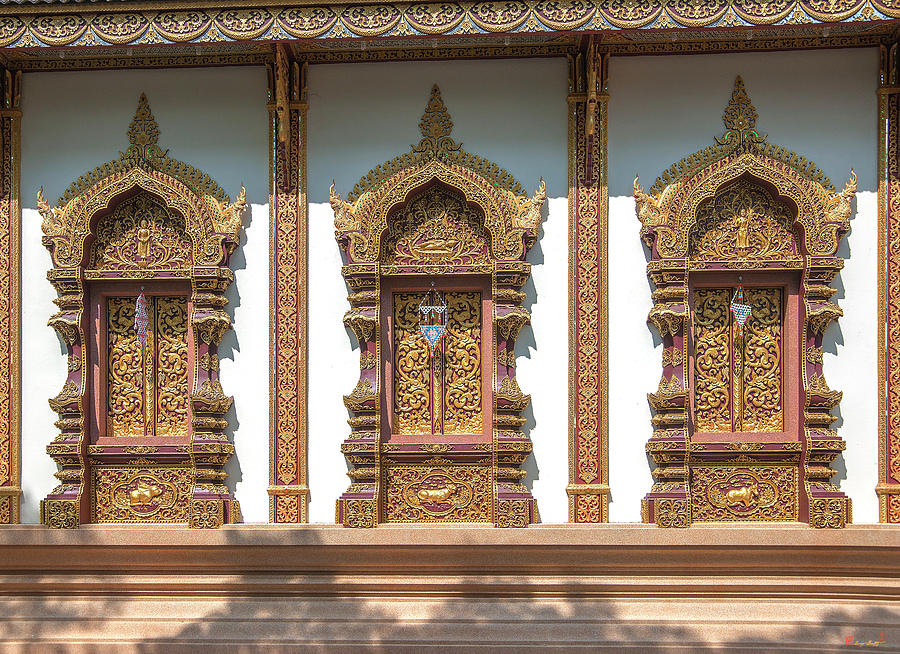 Wat Mae San Pa Daet Wihan Luang Windows DTHLU0213 Photograph by Gerry Gantt