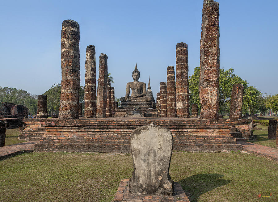 Wat Mahathat Phra Ubosot DTHST0046 Photograph by Gerry Gantt