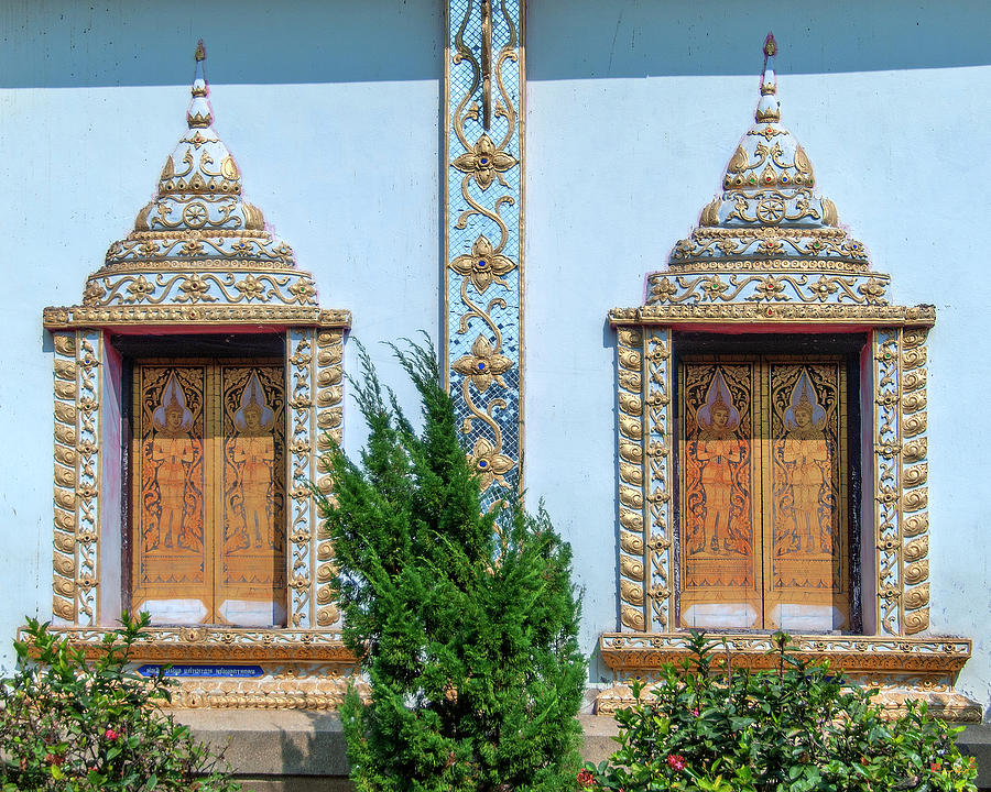 Wat Nam Lom Phra Wihan Windows DTHLA0090 Photograph by Gerry Gantt