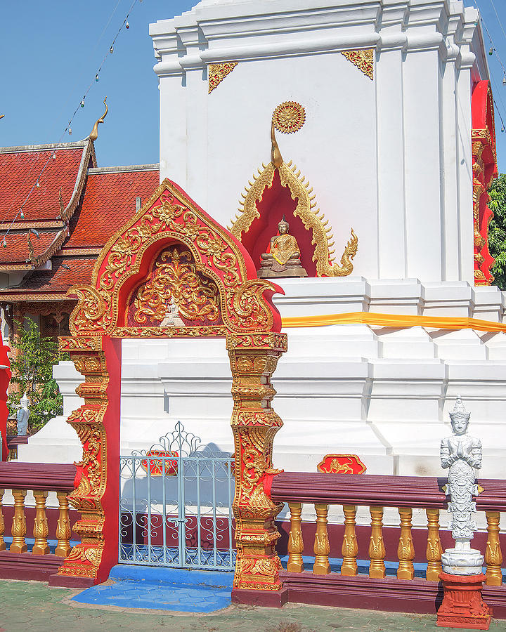 Wat Pa Koi Tai Phra That Chedi Gate and Buddha Niche DTHCM1474 Photograph by Gerry Gantt