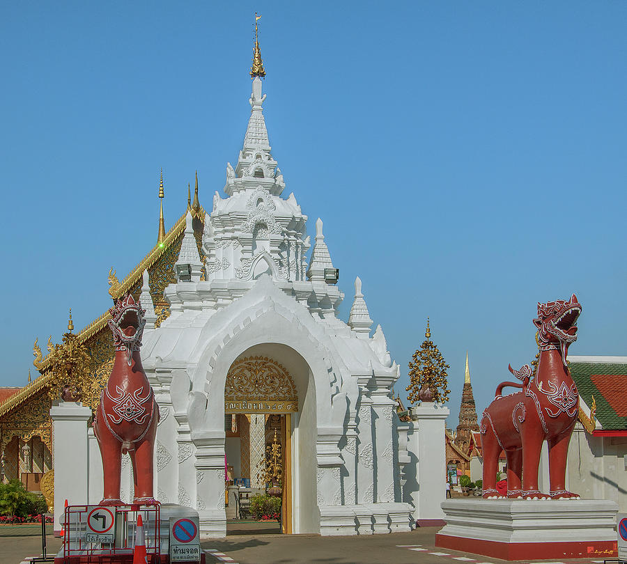 Wat Phra That Hariphunchai Tha Singha Entrance Gate  DTHLU0049 Photograph by Gerry Gantt
