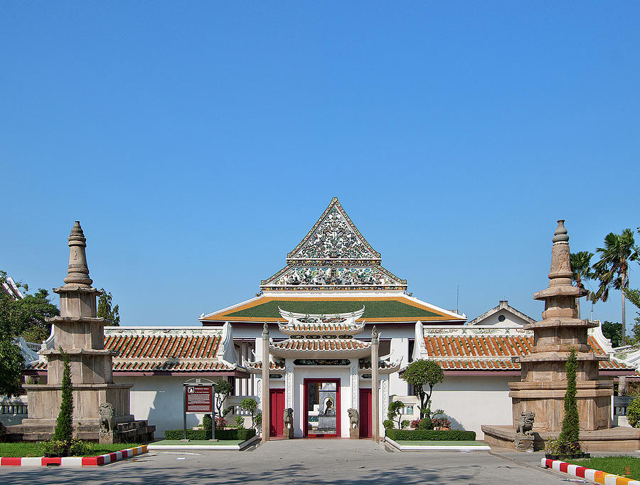 Wat Ratcha Orasaram Phra Ubosot Gate DTHB0426 Photograph by Gerry Gantt