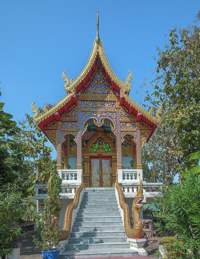 Wat Rong Sao Phra Ubosot DTHLU0164 Photograph by Gerry Gantt