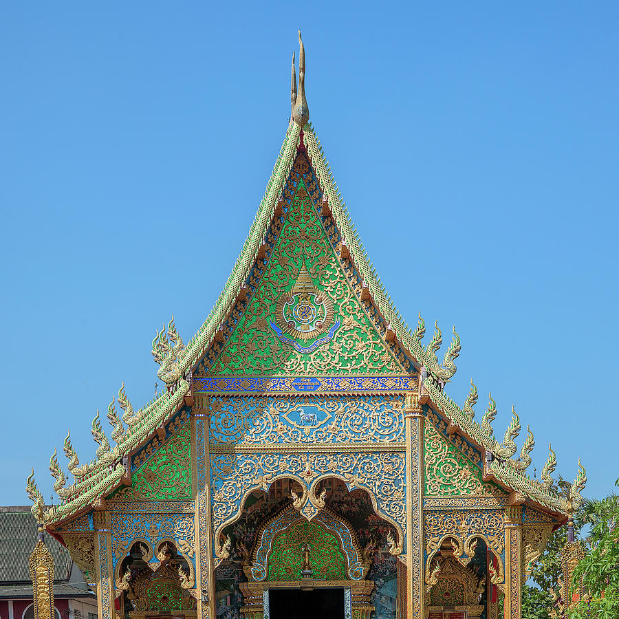 Wat Rong Sao Wihan Luang Gable DTHLU0151 Photograph by Gerry Gantt