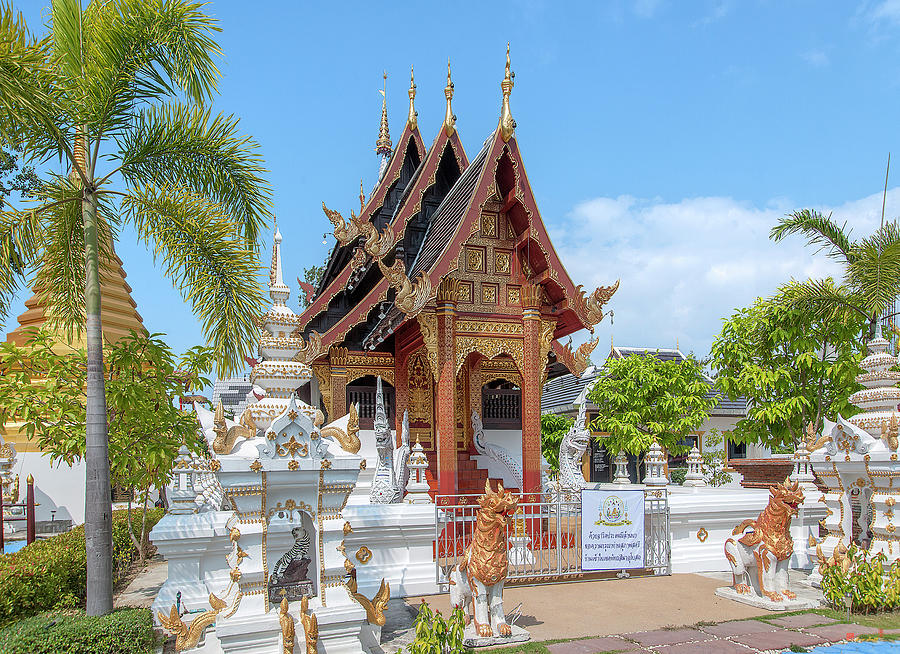 Wat San Pu Loei Phra Ubosot DTHCM2281 Photograph by Gerry Gantt