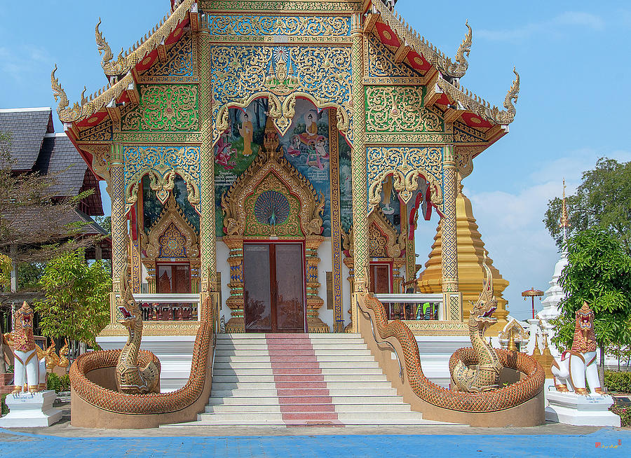 Wat San Pu Loei Phra Wihan Entrance DTHCM2261 Photograph by Gerry Gantt