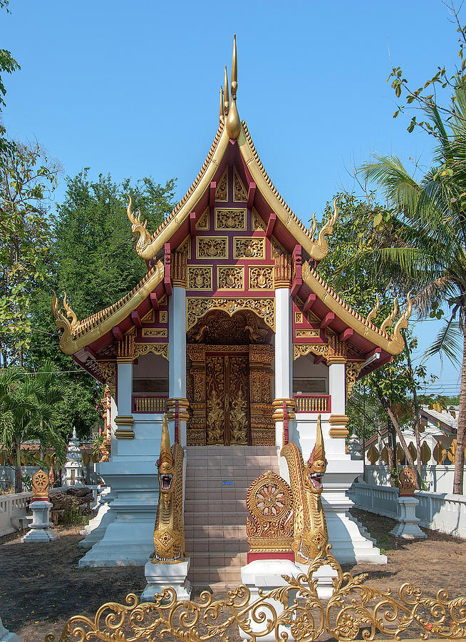 Wat San Sai Ton Kok Phra Ubosot DTHCM1395 Photograph by Gerry Gantt