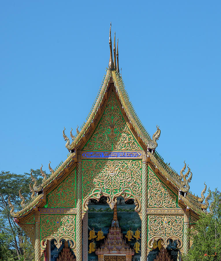 Wat Si Chomphu Phra Wihan Gable DTHCM1705 Photograph by Gerry Gantt