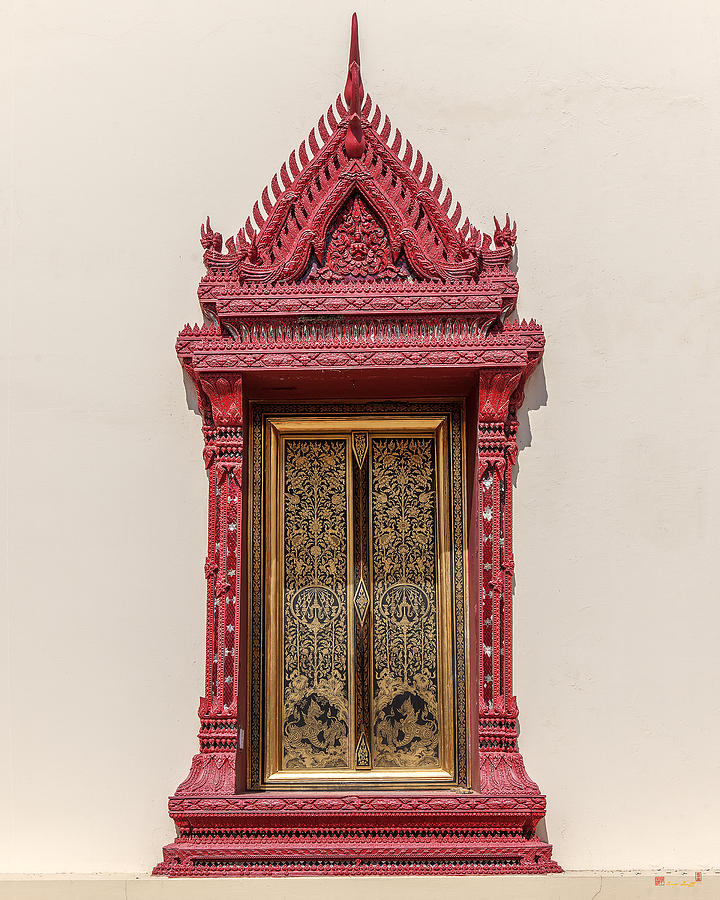 Wat Srisudaram Phra Ubosot Window DTHB1972 Photograph by Gerry Gantt