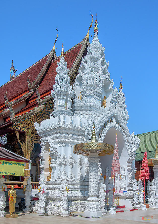 Wat Sun Pa Yang Luang Wihan Luang DTHLU0317 Photograph by Gerry Gantt
