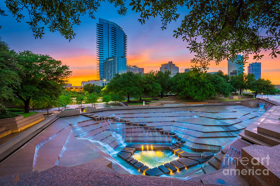 Fort Worth Photograph - Water Gardens Sunset by Inge Johnsson